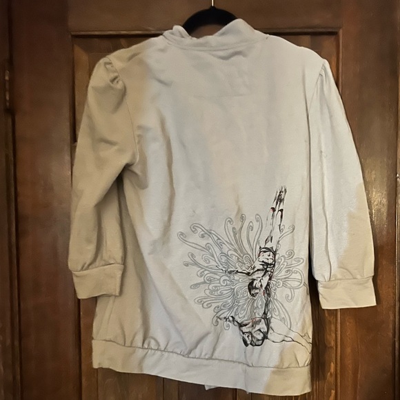 Unique Cirque Du Soleil top - Picture 2 of 3